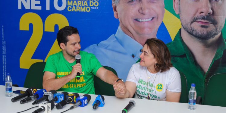 Alberto Neto e Maria do Carmo agradecem votação expressiva e dizem que seguem firmes no combate à corrupção