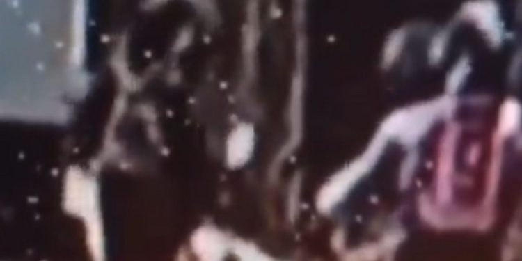 Sem reagir a assalto, mulher leva tiro de raspão na barriga em Manaus