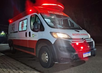 Segurança e criminoso são baleados ao trocarem tiros no bairro Mundo Novo