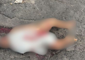 Corpo de homem nu é encontrado com oito tiros em rua do Santo Agostinho