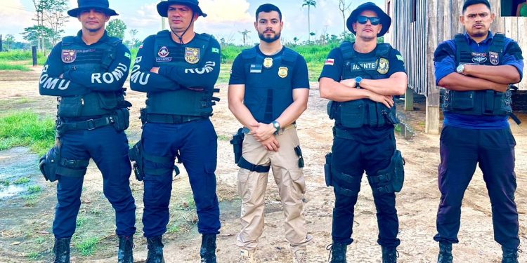 Preso homem que mantinha esposa em cárcere privado e estuprava a própria filha no AM