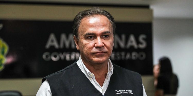 Ex-secretário deixou rombo