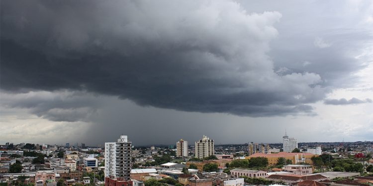 Chove chuva, chove sem parar…