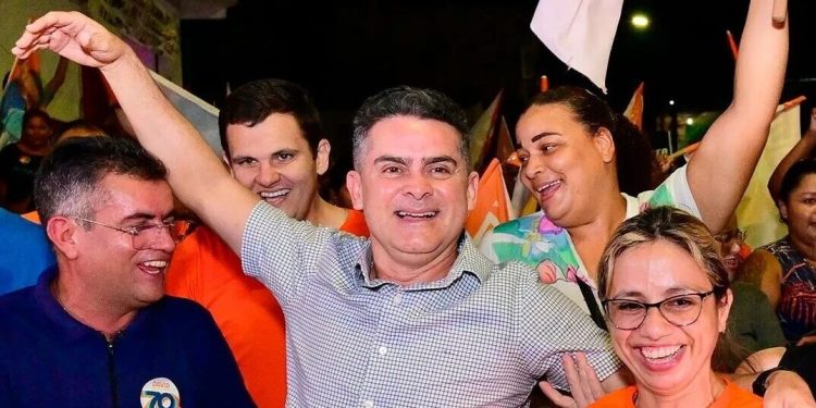 David Almeida deu uma resposta tipo luva de pelica para o ex-presidente Bolsonaro, que o chamou de Pinóquio, quando de sua visita a Manaus