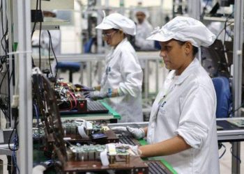 Amanhã, terça-feira, mais três sessões de debate estão previstas para a conclusão dos trabalhos para a votação da Reforma Tributária