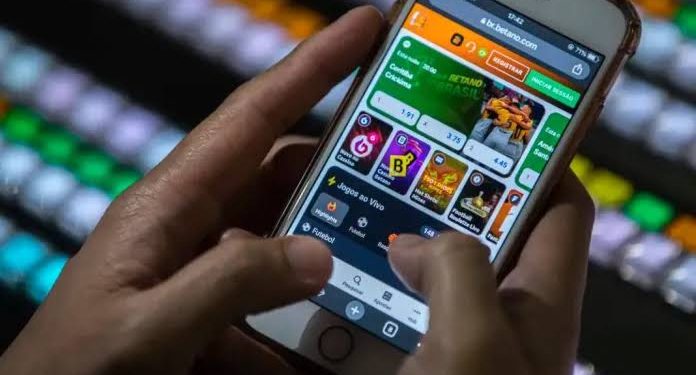 Apostas esportivas chegam às igrejas evangélicas e acendem alerta entre pastores