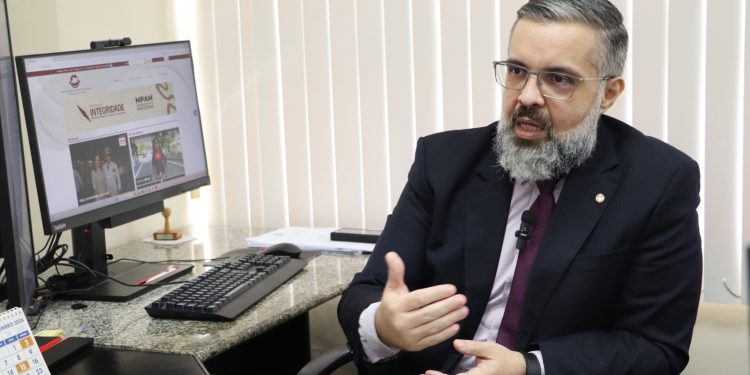 MPAM abre investigação sobre prisão de advogada e possíveis irregularidades em flagrantes em Manaus