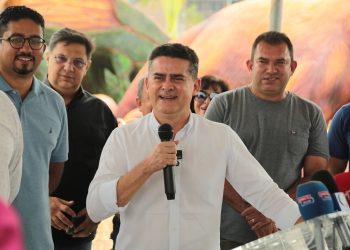 Prefeito David Almeida comemora 2 milhões de visitantes no Gigantes da Floresta