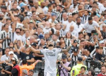 Botafogo vence Atlético-MG de forma épica e conquista a Libertadores pela 1ª vez