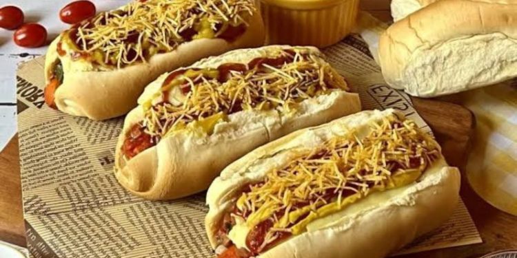 Porque o hot dog, o famoso cachorro-quente, é conhecido por Kikão só em Manaus?