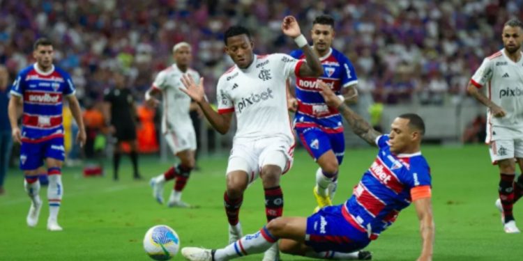 Fortaleza e Flamengo ficam no empate e se afastam do título do Brasileirão