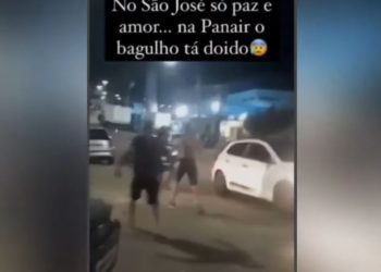 Valentões brigam com terçados em frente à Feira da Panair