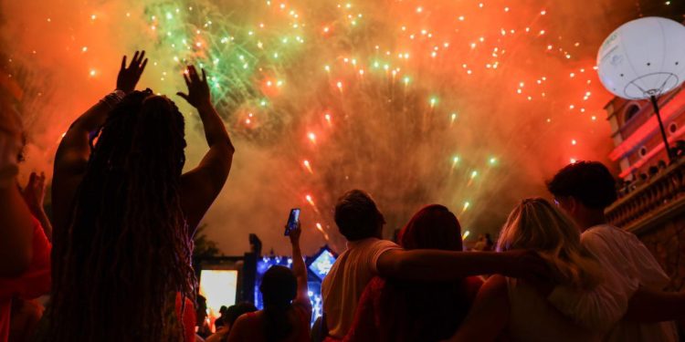 Confira as atrações da segunda edição do Réveillon do Largo