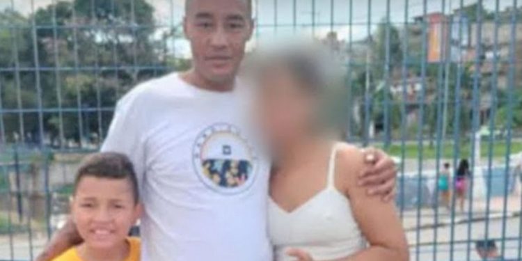 Detento em saidinha e filho de 9 anos são mortos a tiros na calçada de casa
