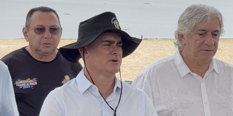 Ações para desinterdição do banho na praia da Ponta Negra