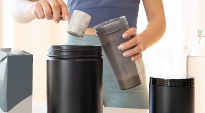 48 marcas de whey protein são suspensas por suspeita de adulteração; veja lista