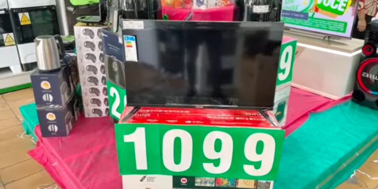 Fim de semana imperdível na APA Móveis. Transforme seu Natal em conforto e alegria