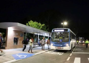 Transporte coletivo será reforçado no Réveillon Manaus 2025