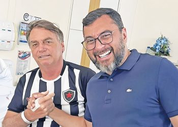 Papai Noel, eu quero Bolsonaro comigo no Ano Novo