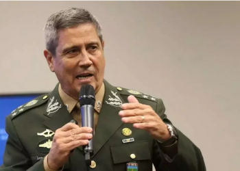 PF prende Braga Netto