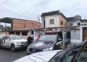 Esposa assiste o marido sendo executado com 20 tiros na zona leste de Manaus