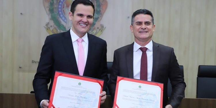 Prefeito David Almeida e Vice Renato Junior assumem novo mandato em Manaus