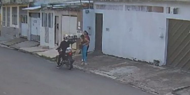 Indo à academia, mulher é assaltada com a amiga na Cidade Nova