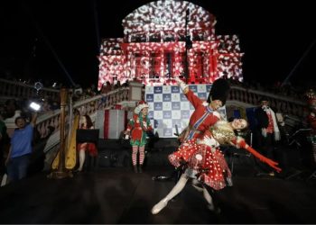 Confira o horário de funcionamento do comércio no Natal