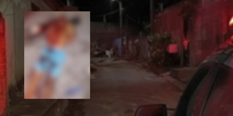 Com as mãos amarradas com corrente, homem é achado morto no Jorge Teixeira