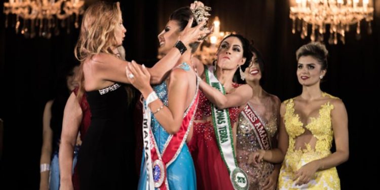 Agressão entre disputa de miss acaba na justiça