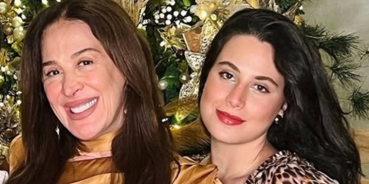 Vibrador da confusão: Cláudia Raia é denunciada por dar objeto sexual a filha menor de idade