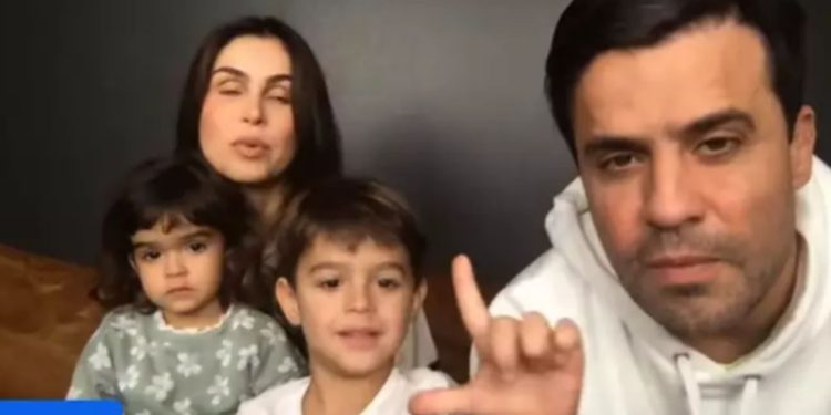Em live com Marçal, filho faz o ‘L’ e momento viraliza; veja vídeo