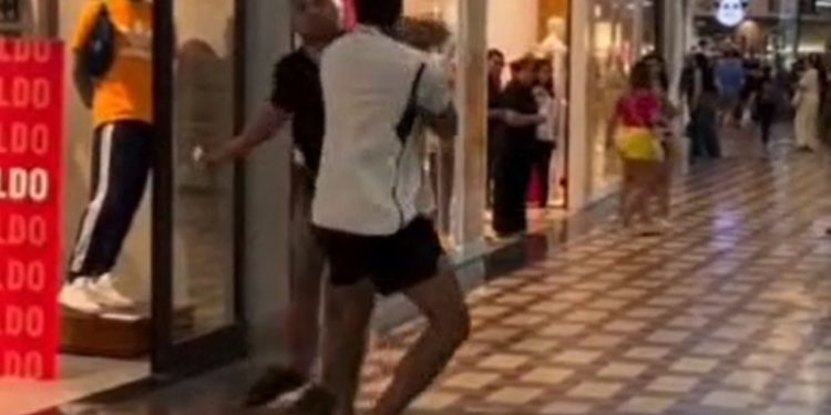 Vídeo: homens saem no soco durante briga dentro do Manauara Shopping