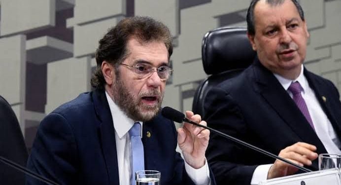 Omar Aziz e Plínio Valério podem estar juntos no mesmo partido? Negociação nesse sentido está em andamento, para que o PSDB seja fundido ao PSD de Omar