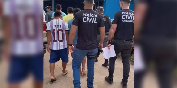 Família é presa por matar homem a tiros no Natal no interior do Amazonas