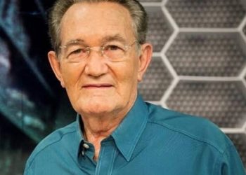 Morre o jornalista esportivo Léo Batista, aos 92 anos