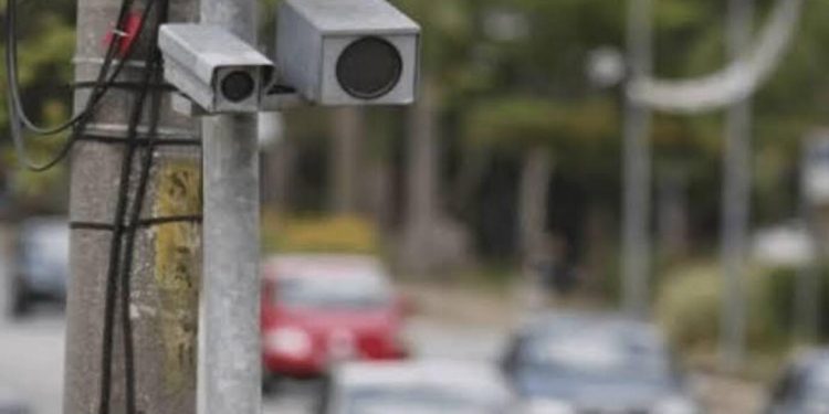 'Corujinhas' começam a multar motoristas nesta quinta na avenida do Turismo