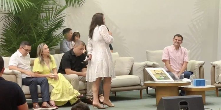 Vice-Prefeito de Manaus, Renato Junior, comemora seu aniversário com Culto de Gratidão