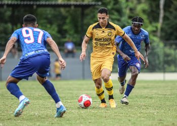 Barezão 2025: Amazonas vence RPE Parintins por 2 a 0 e segue 100% no campeonato