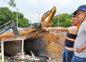 Chuva de balaio – Prefeitura intensifica limpeza dos igarapés para prevenir alagamentos