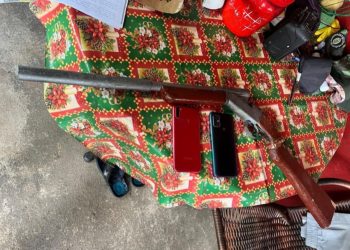 Polícia descobre que adolescente foi induzida a fazer ataques com espingarda