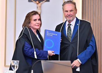 Relatório de gestão 2024 é apresentado por conselheiro da ouvidoria do TCE-AM