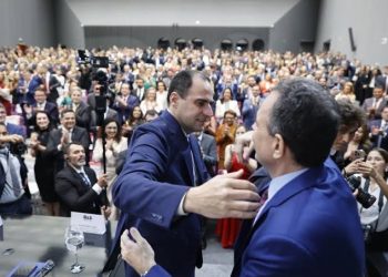 Amazonense Beto Simonetti é reconduzido à presidência da OAB nacional