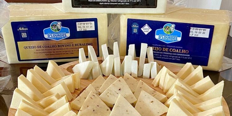 Sepror recebe queijarias de Autazes para feira de Carnaval