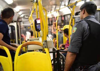 A pedido do MPAM, Justiça suspende aumento da tarifa de ônibus previsto para este sábado (15)