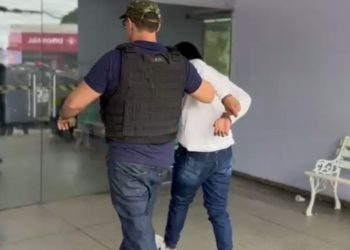 Com medo de ser corno, homem tenta matar namorada por ciúmes, na Compensa