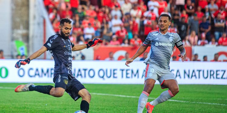 Amazonense em destaque – Jonathan desbanca atletas de Inter-RS e Grêmio-RS, na SofaScore
