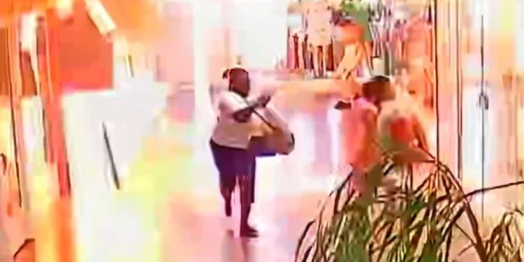 Explodiu loja da amante do marido por vingança