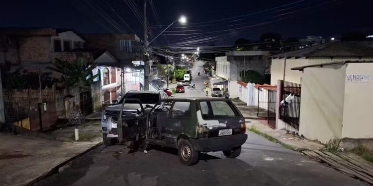 Colisão deixa idoso com perna esmagada no bairro Santo Antônio