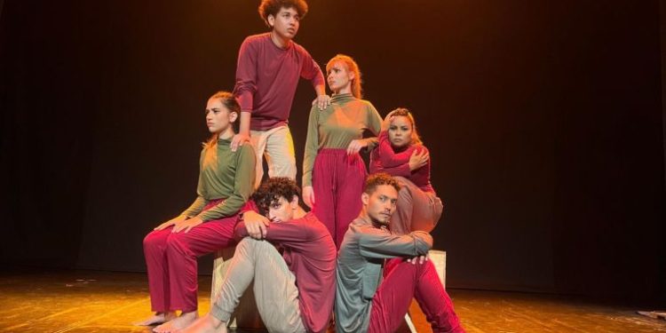 Inscrição para aulas gratuitas de dança